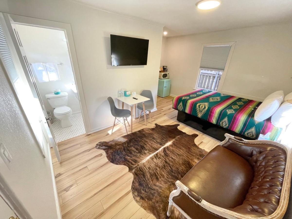 Frederick Motel フレデリックスバーグ エクステリア 写真