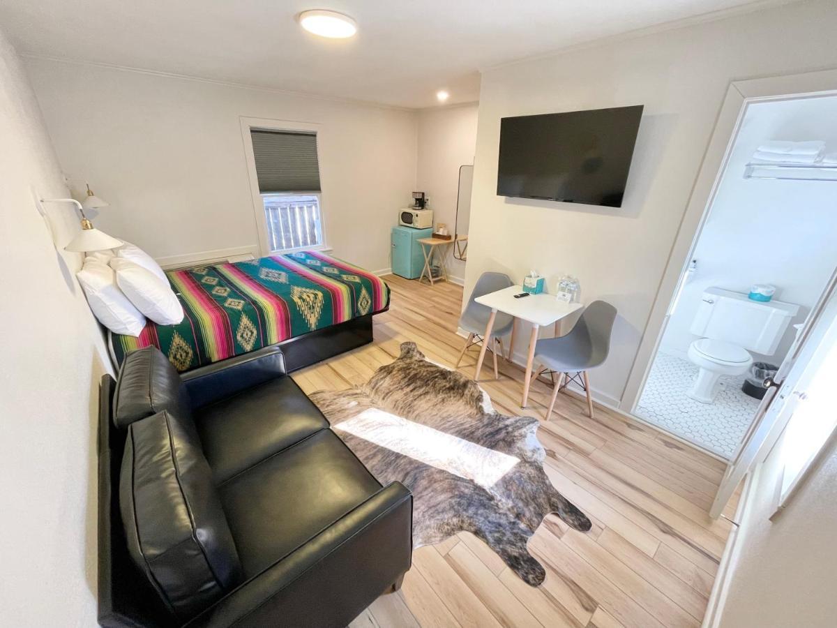 Frederick Motel フレデリックスバーグ エクステリア 写真