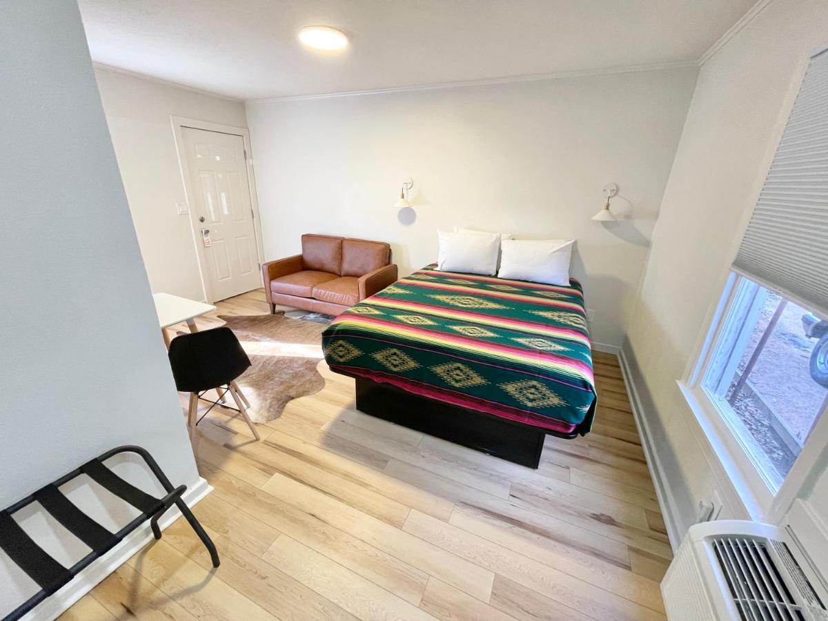 Frederick Motel フレデリックスバーグ エクステリア 写真