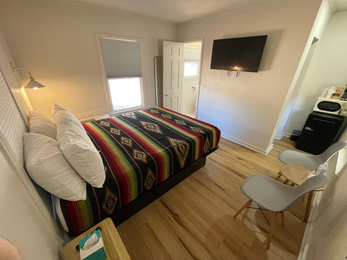 Frederick Motel フレデリックスバーグ エクステリア 写真